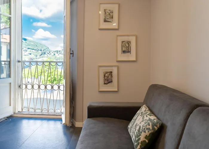 Sant\'Agostino Apartments By Rent All Como