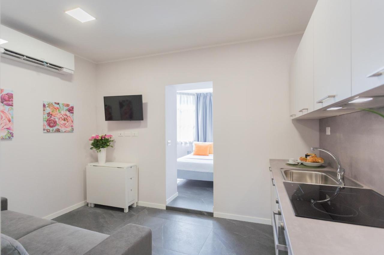 Sant'agostino By Rent Apartamento Como